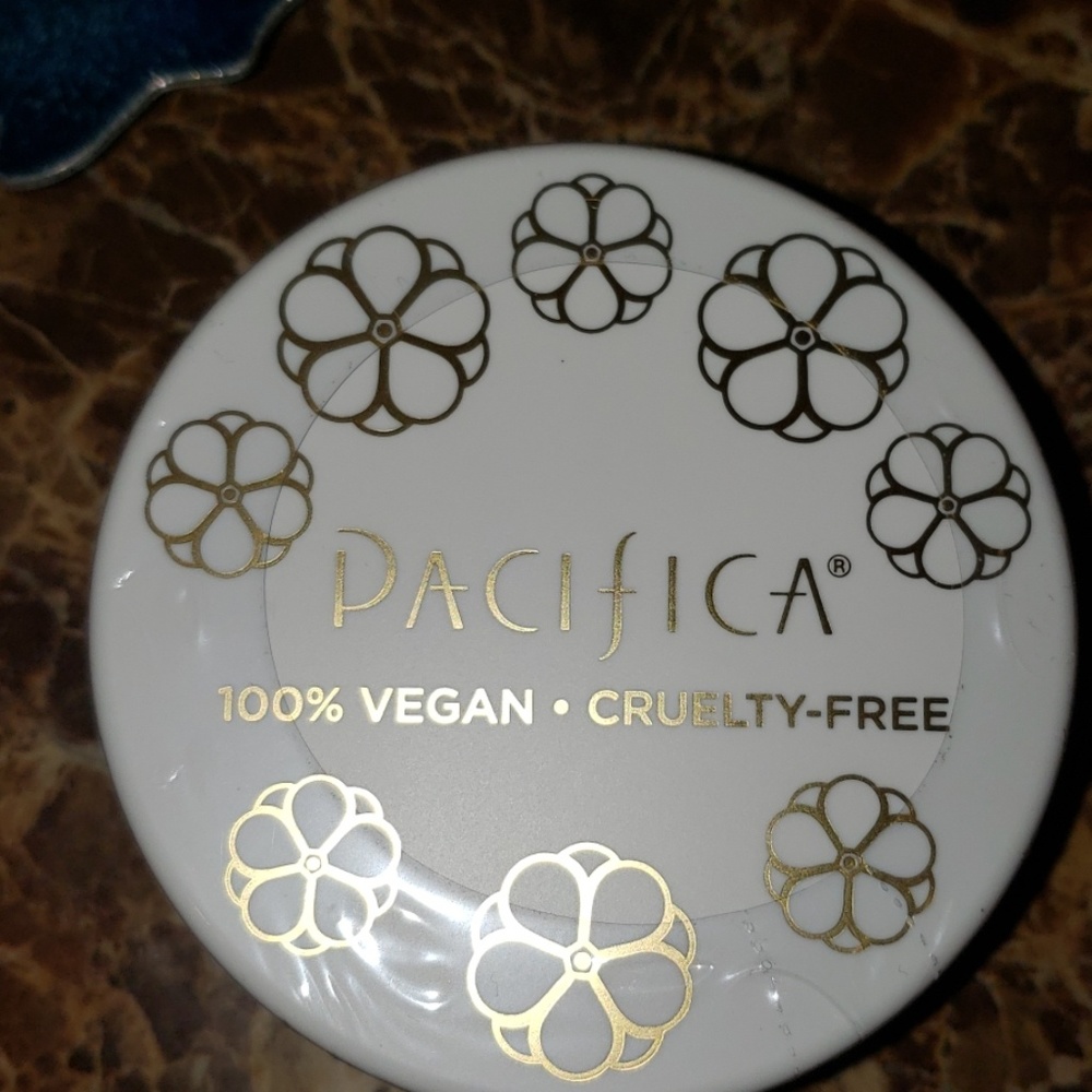 Pacifica matte setting powder